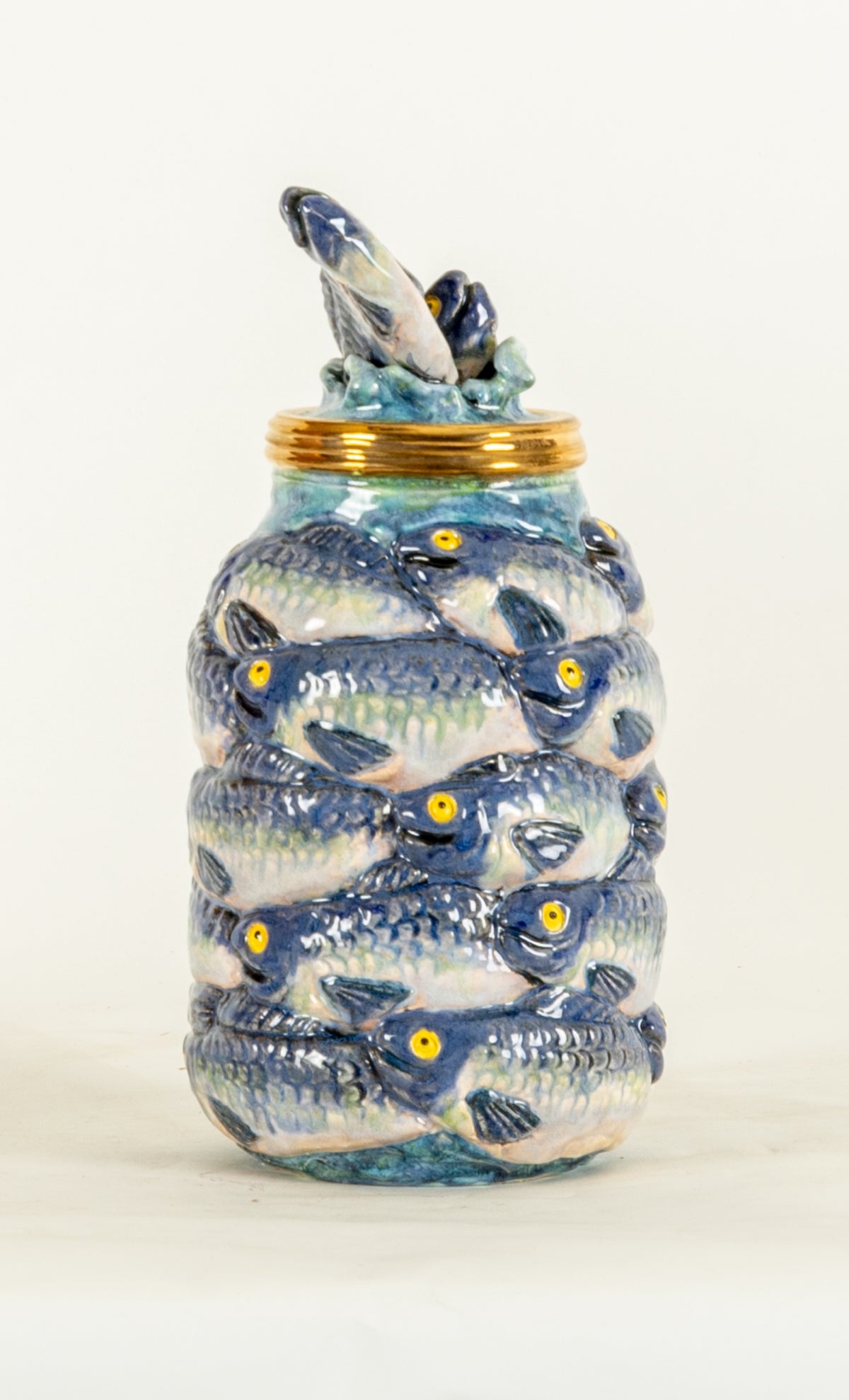 Victor Cicansky, Game Preserve, the Ones That Got Away, 2010. A ceramic jar covered by fishes with fishes on the lid. View 2 of 2.