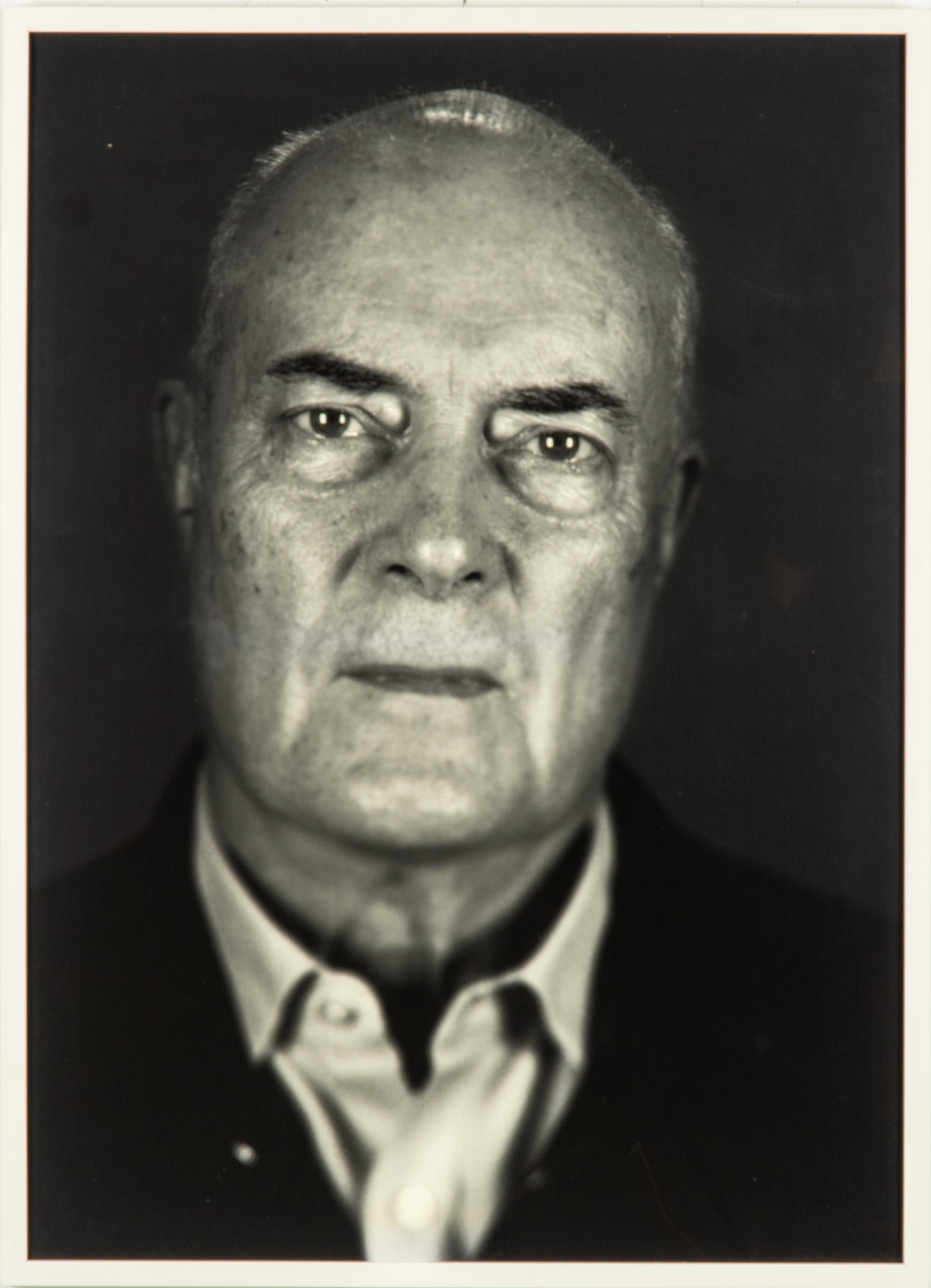 Victor John Penner, Ian Wallace, 2015. A black and white portrait of Ian Wallace.