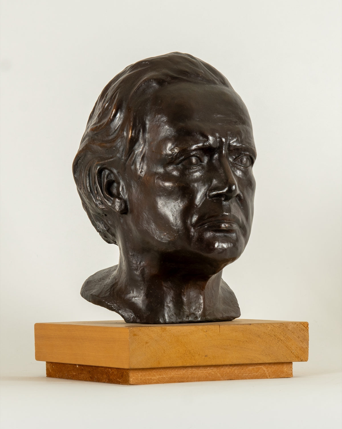 Martin Schliessler, Bust of Bill Reid, circa 1995 View 1 of 2.