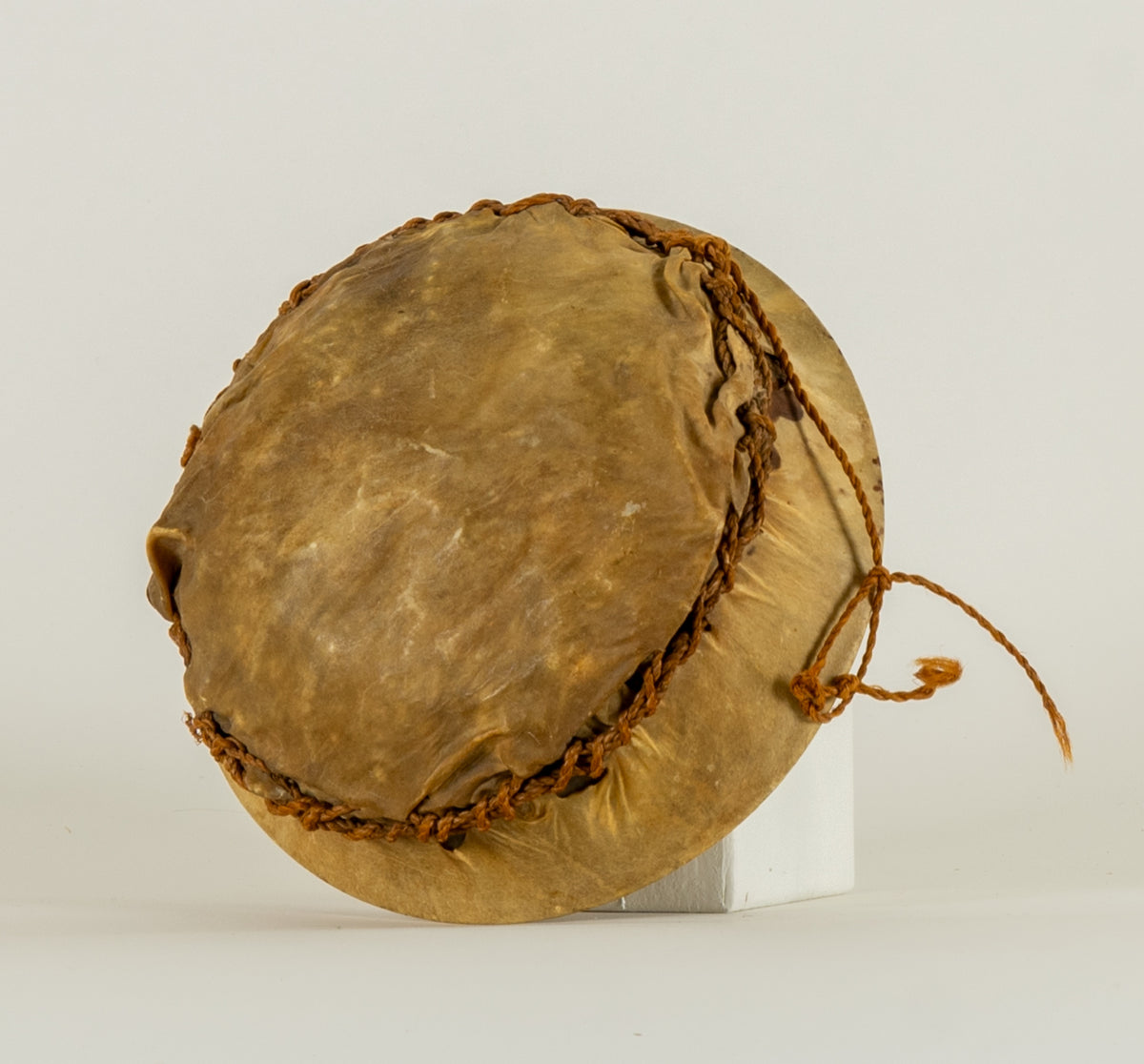 Unknown Inuit artist, Untitled (Drum) View 2 of 3.